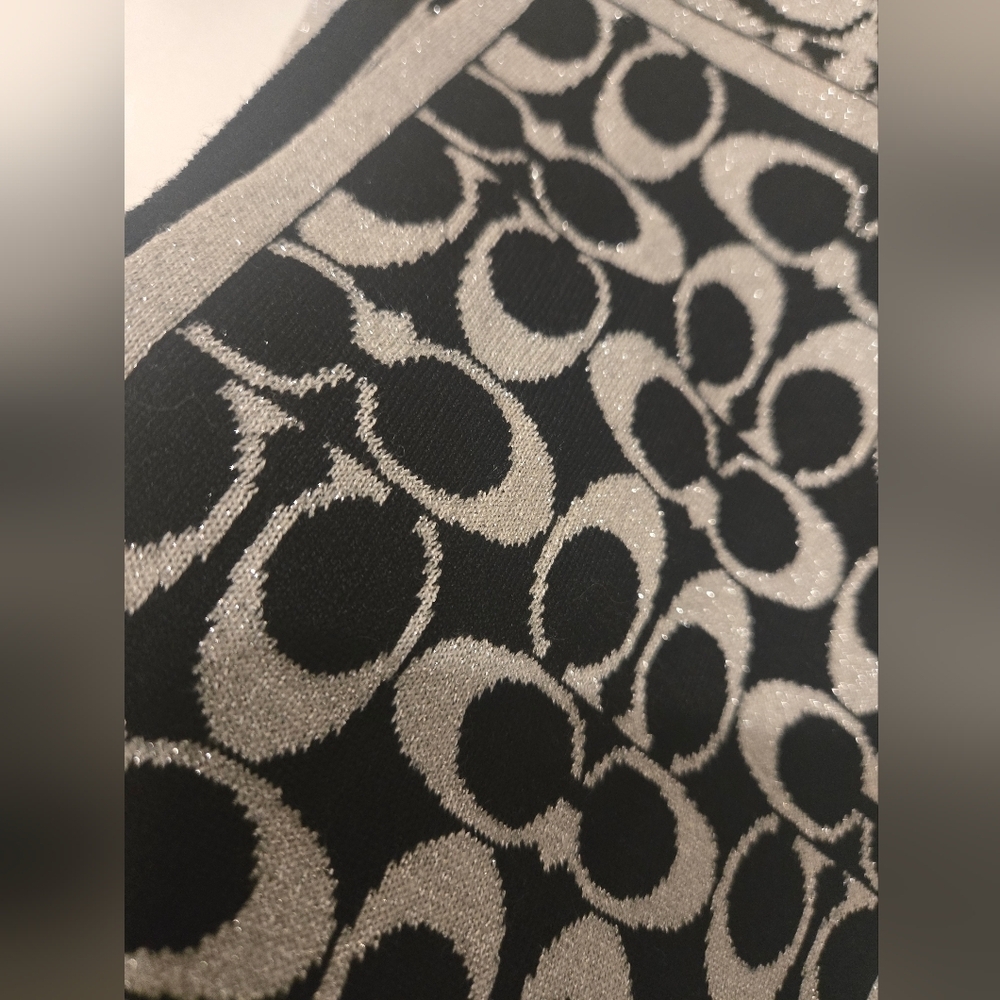 NWOT Coach Reversible Monogram Black and Gray Patterned Scarf - Picture 5 of 5